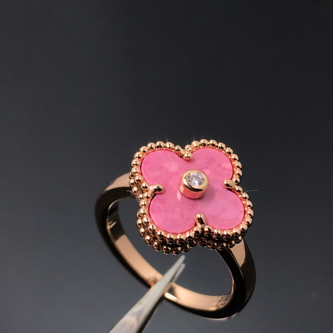 [Riva Jewelry ]CLOVER RHODONITE ROSE GOLD RING