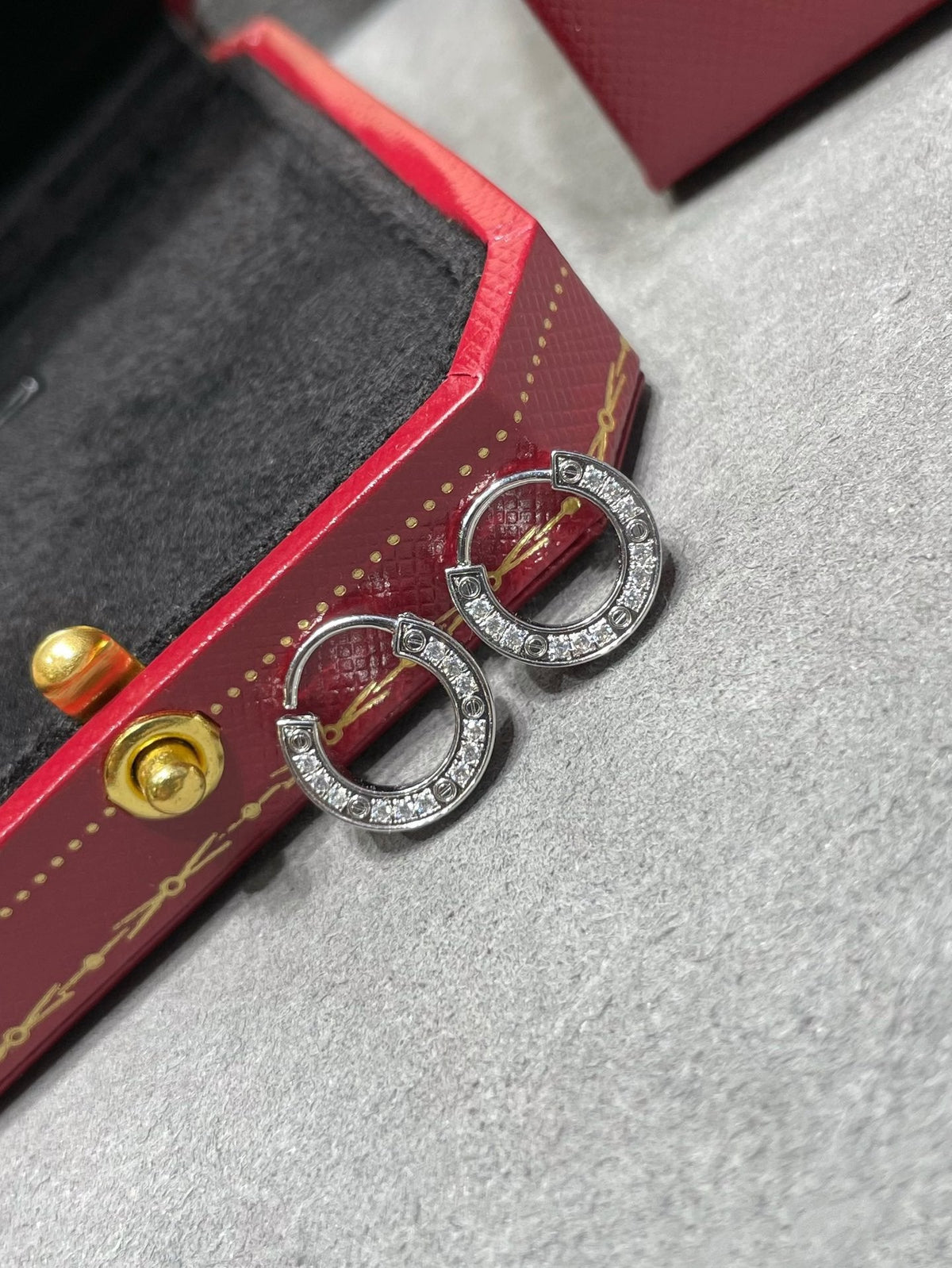 [Riva Jewelry ]LOVE DIAMOND EARRINGS