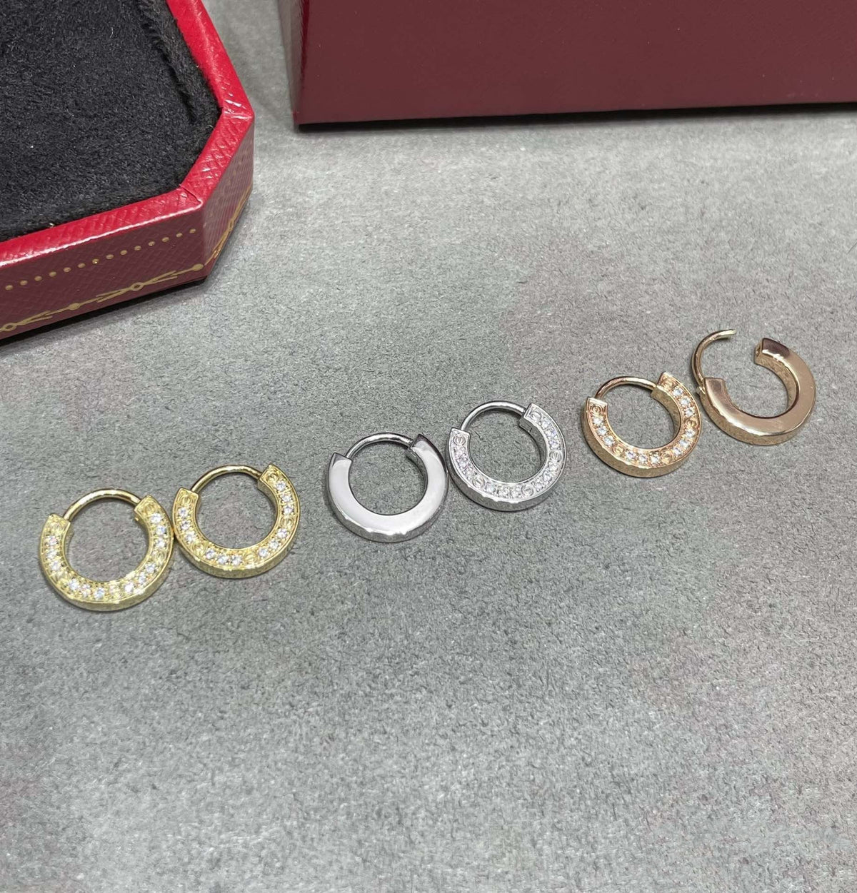[Riva Jewelry ]LOVE DIAMOND EARRINGS