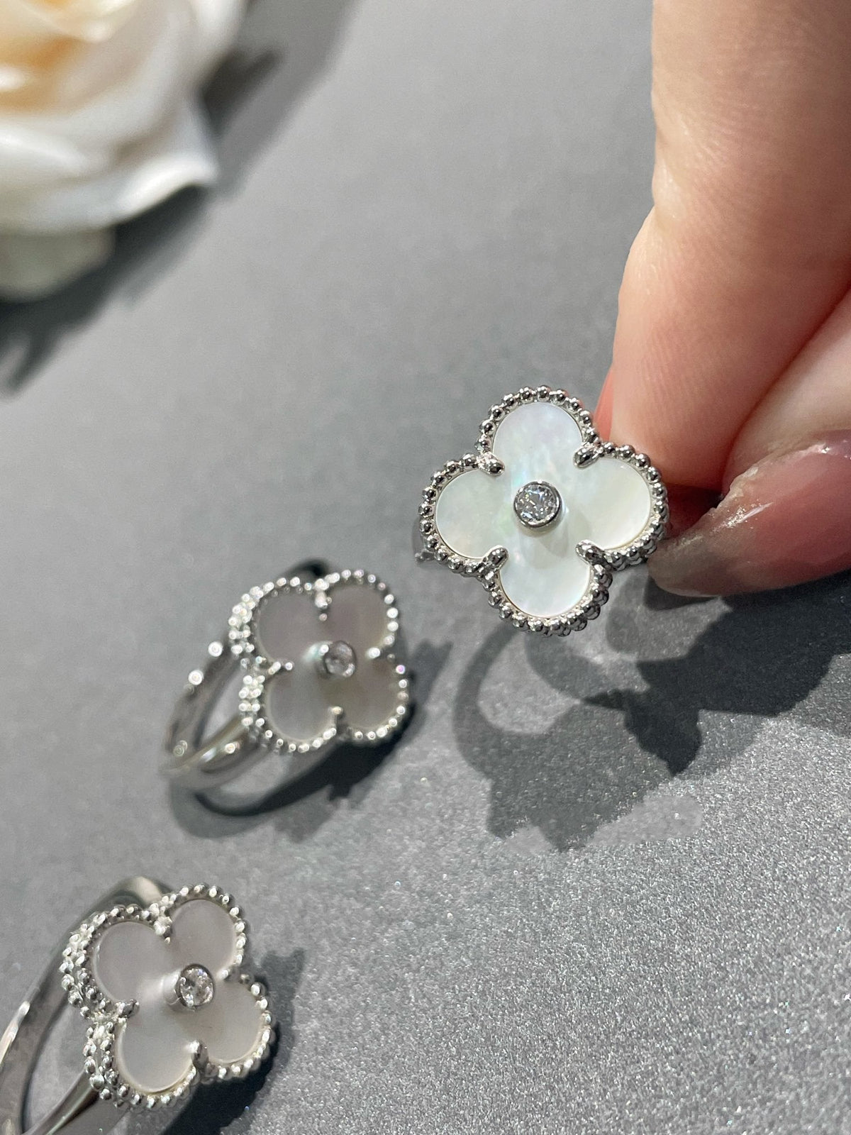[Riva Jewelry ]CLOVER SILVER MOP DIAMOND RING