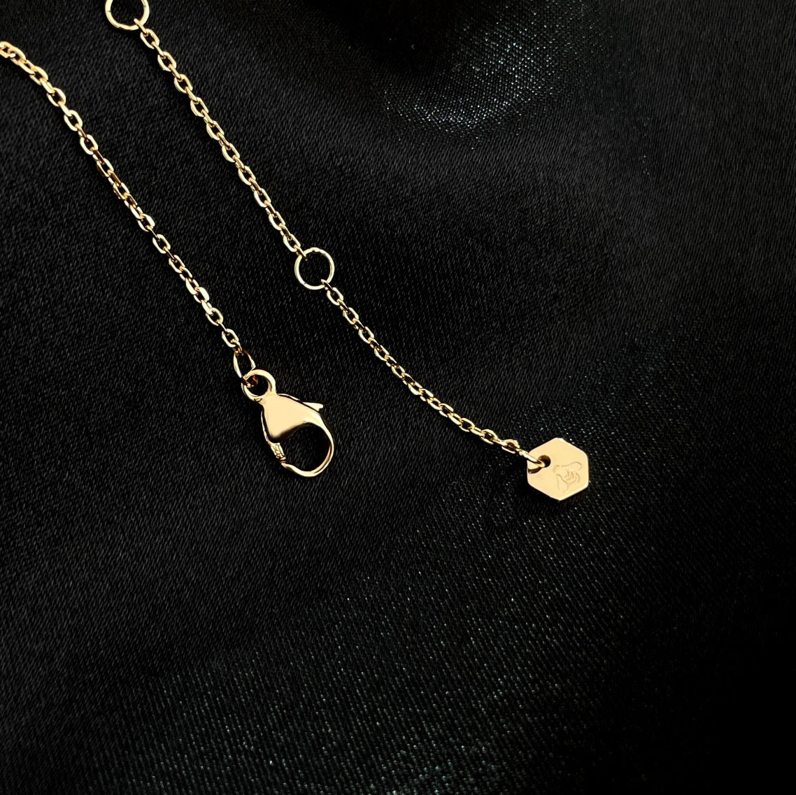 [Riva Jewelry ]BEE MINI NECKLACE