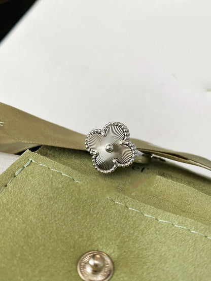 [Riva Jewelry ]CLOVER SILVER RING