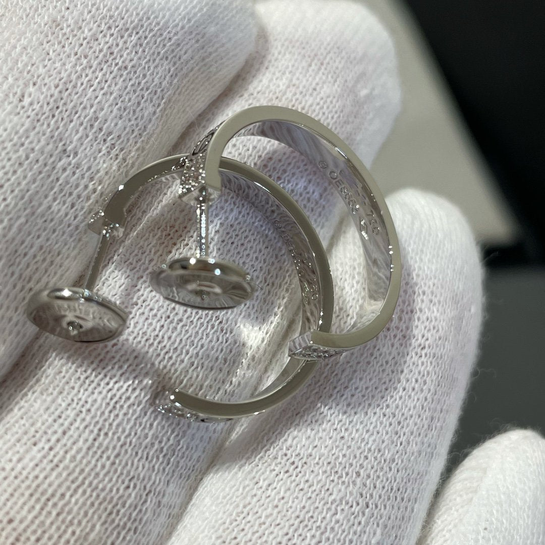 [Riva Jewelry ]LOVE DIAMOND SILVER HOOP EARRINGS
