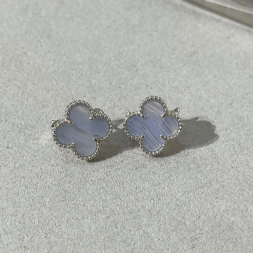 [Riva Jewelry ]CLOVER CHALCEDONY SILVER STUD EARRINGS