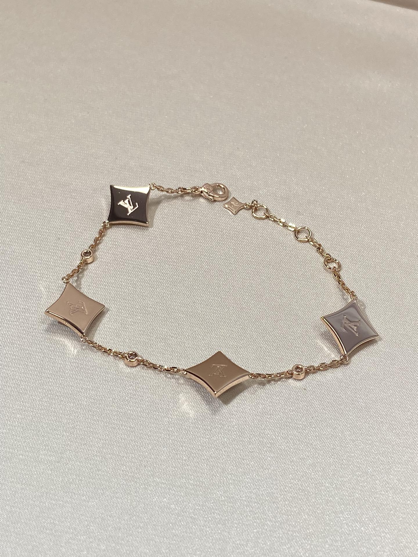 [Riva Jewelry]ARMBAND "STAR 4 MOTIF MOP DIAMOND ROSE GOLD"