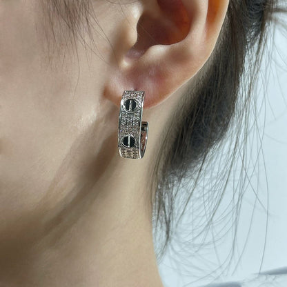 [Riva Jewelry ]LOVE CERAMIC DIAMOND PAVED SILVER EARRINGS