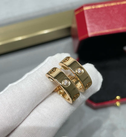 [Riva Jewelry ]LOVE 5.5MM 1 DIAMOND EARRINGS