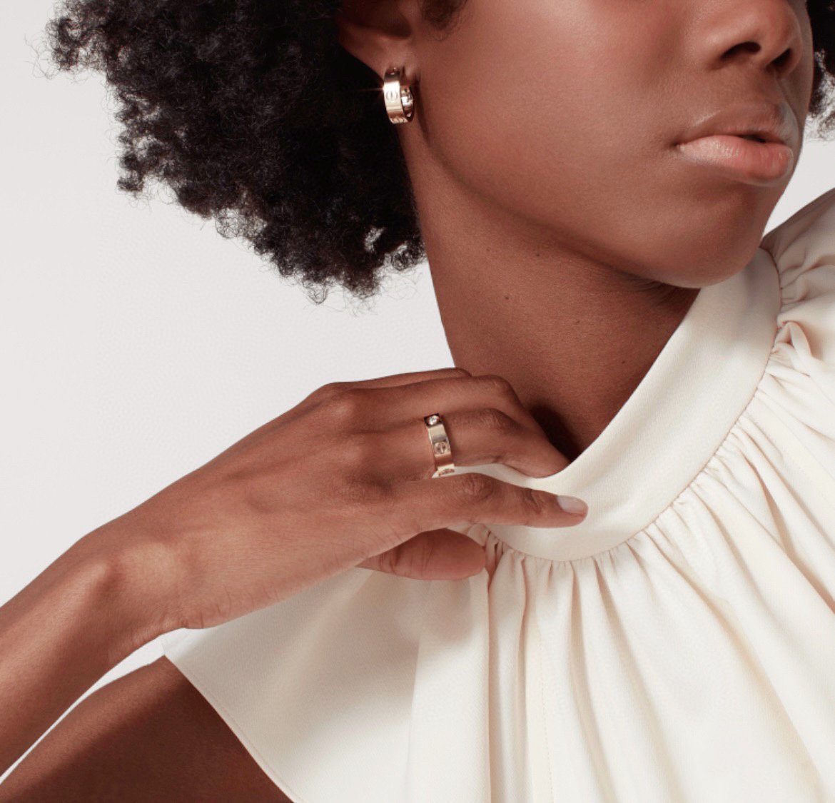 [Riva Jewelry ]LOVE 5.5MM EARRINGS
