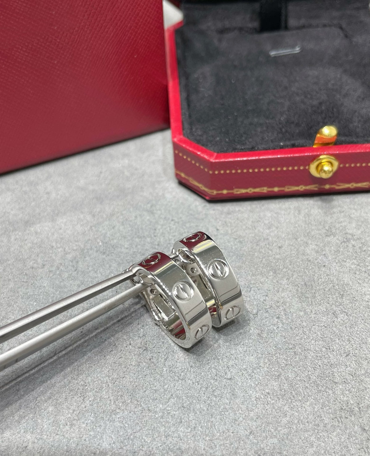 [Riva Jewelry ]LOVE 5.5MM EARRINGS