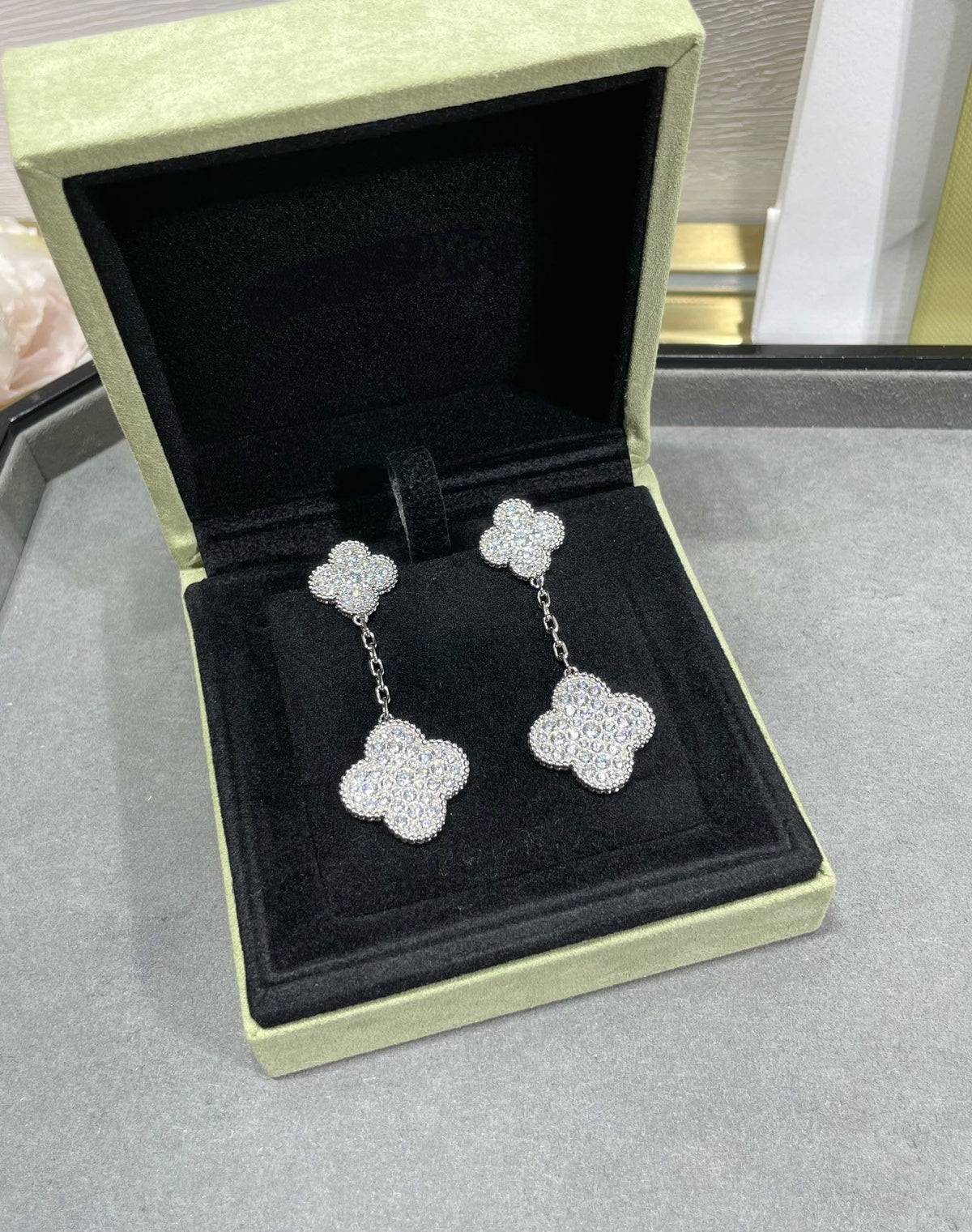 [Riva Jewelry ]CLOVER 2 MOTIFS DIAMOND PAVED SILVER EARRINGS