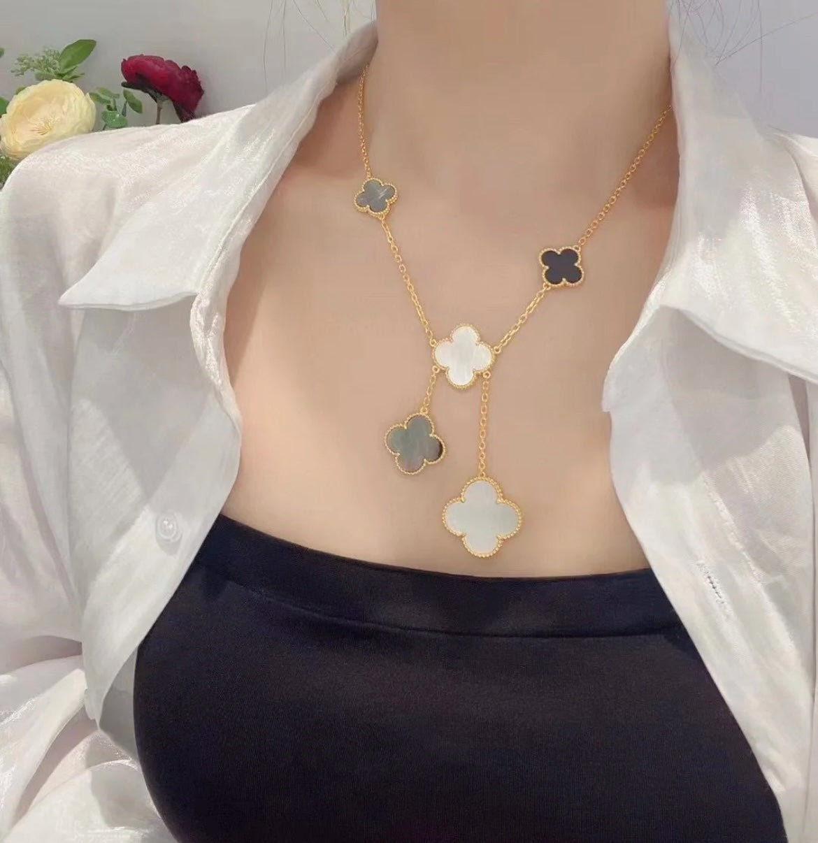 [Riva Jewelry ]CLOVER 6 MOTIF MOP ONYX GOLD NECKLACE