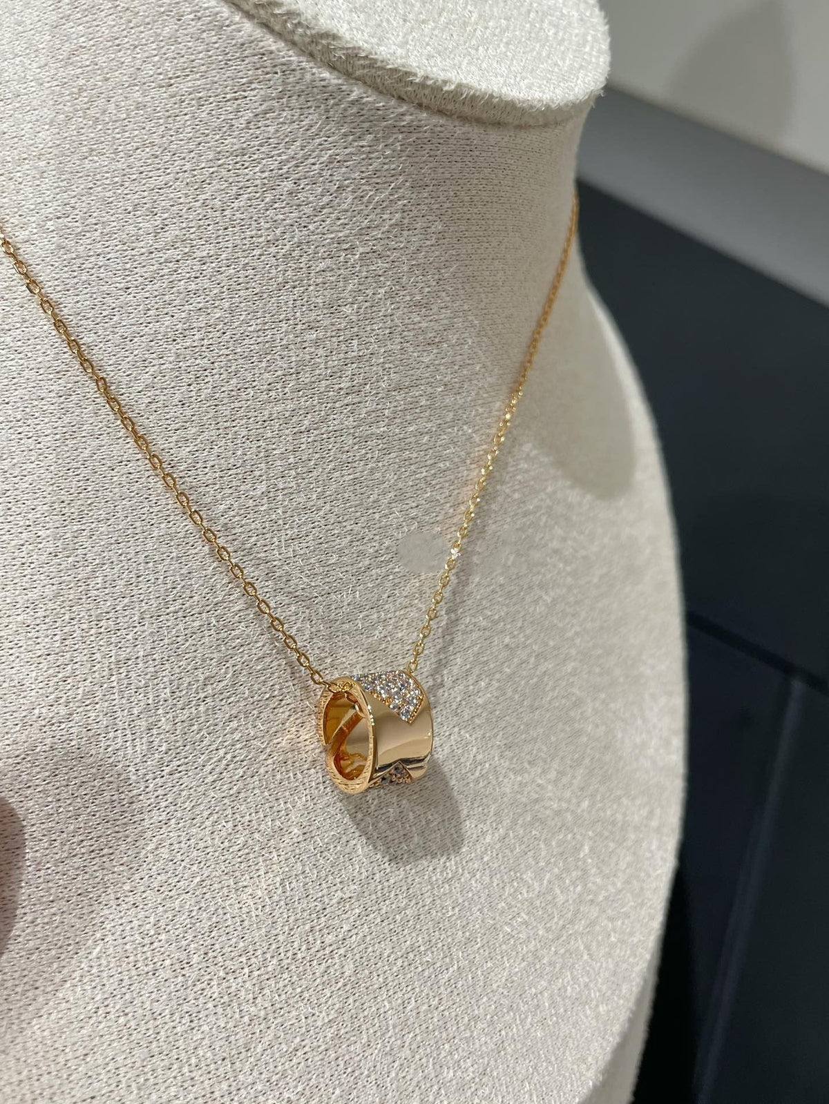 [Riva Jewelry ]LIENS EVIDENCE DIAMOND PAVED NECKLACE