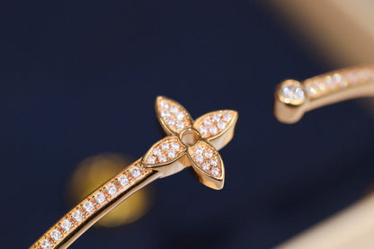[Riva Jewelry ]IDYLLE PINK GOLD OPEN BRACELET DIAMOND PAVED