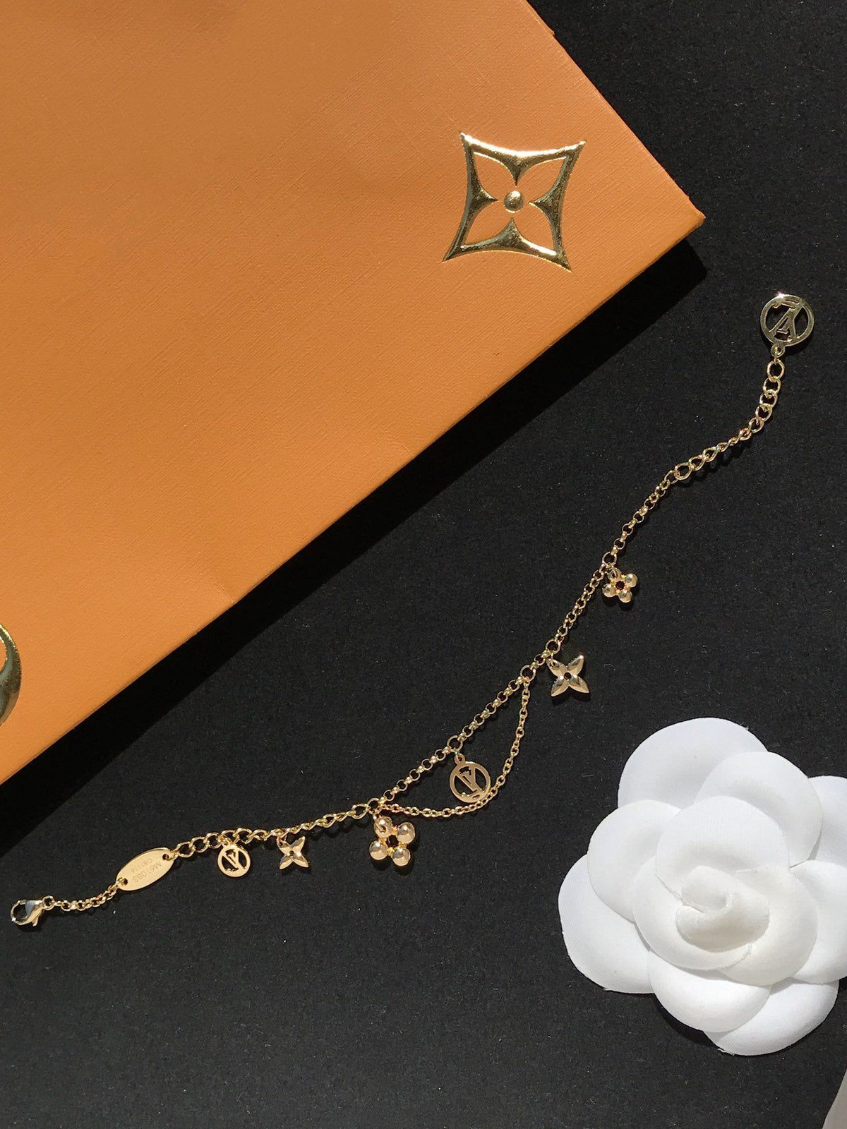[Riva Jewelry ]BLOOMING PINK GOLD MOP BRACELET