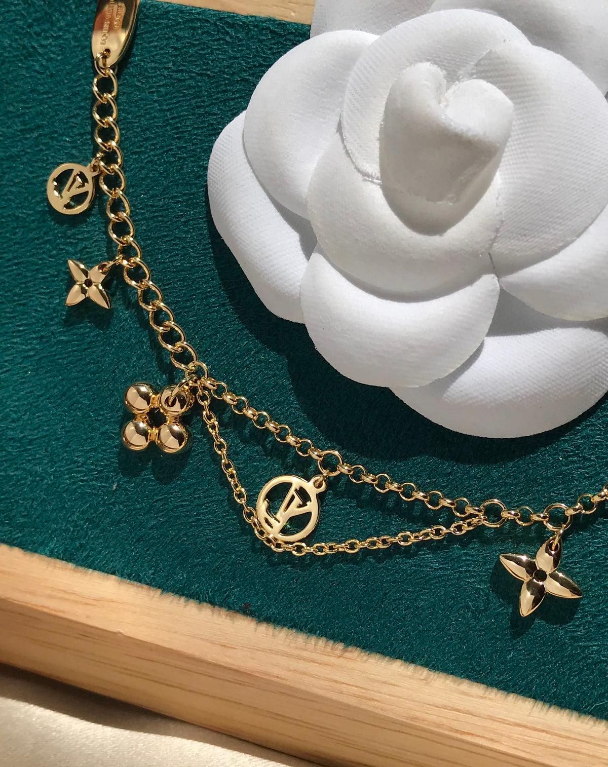 [Riva Jewelry ]BLOOMING PINK GOLD MOP BRACELET