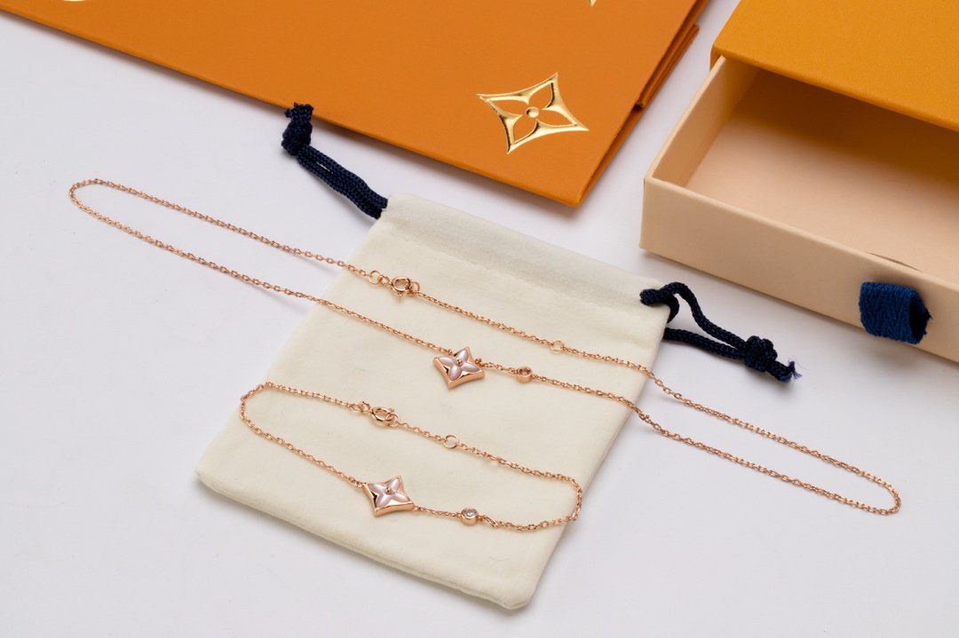 [Riva Jewelry ]STAR PINK MOP 1 DIAMOND PINK GOLD NECKLACE