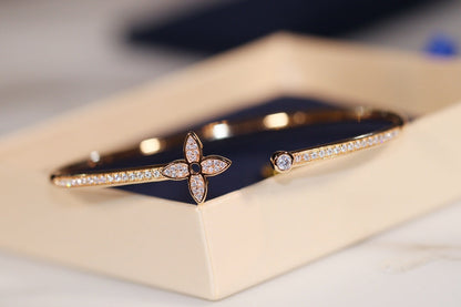[Riva Jewelry]IDYLLE GOLD OPEN BRACELET DIAMOND PAVED