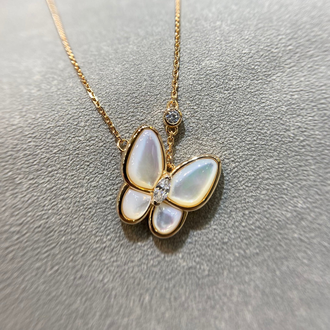 [Riva Jewelry ]BUTTERFLY MOP DIAMOND NECKLACE