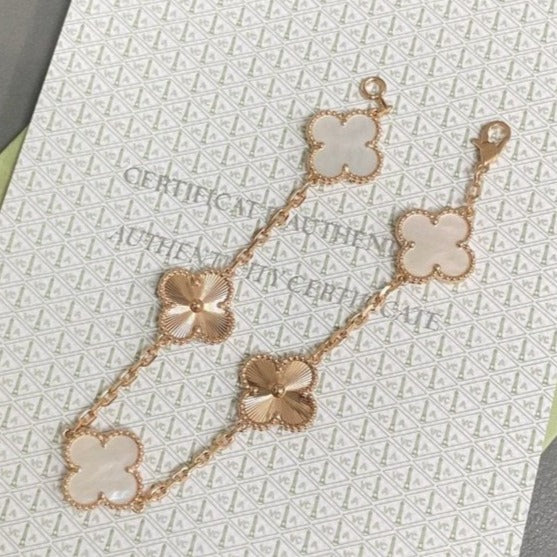[Riva Jewelry]LUCKY CLOVER 5-MOTIF BRACELET - WHITE MOTHER-OF-PEARL COLLECTION