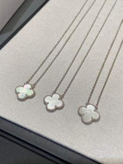 [Riva Jewelry ]CLOVER MEDIUM SILVER WHITE MOP NECKLACE