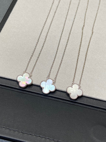 [Riva Jewelry ]CLOVER MEDIUM SILVER WHITE MOP NECKLACE
