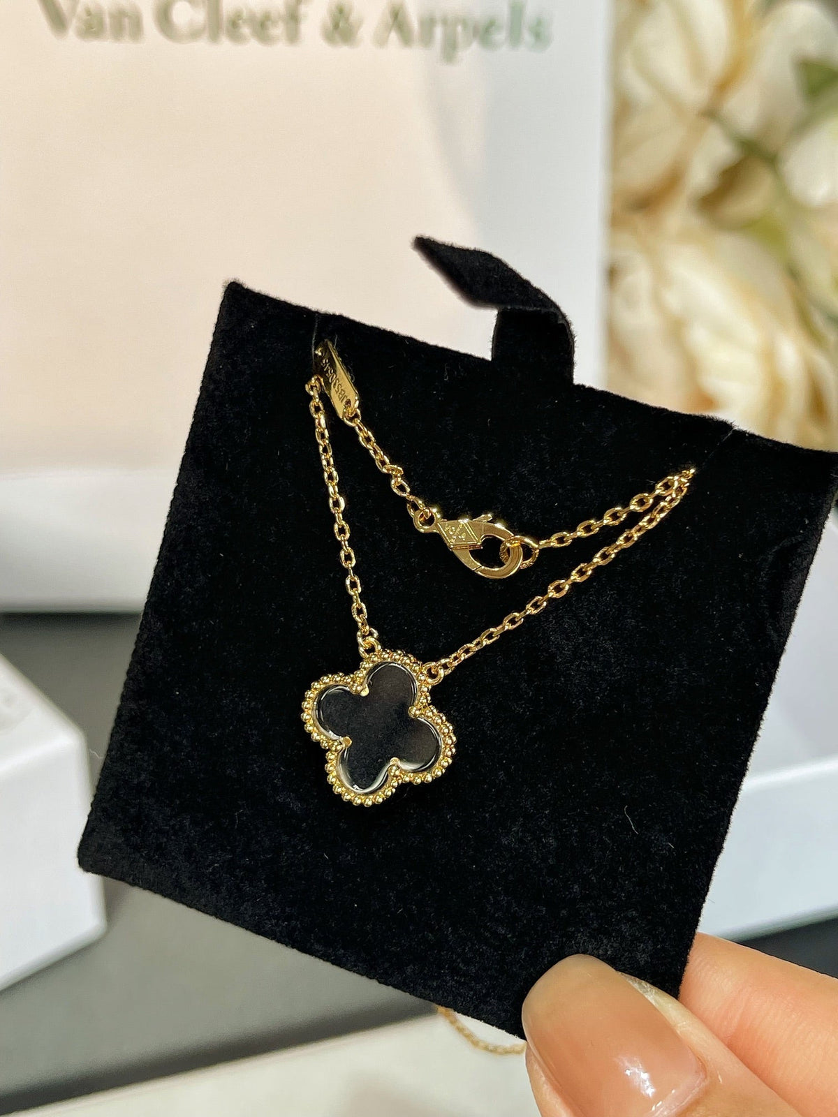 [Riva Jewelry ]CLOVER ROCK CRYSTAL ROSE GOLD NECKLACE