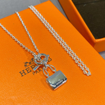 [Riva Jewelry ]CONSTANCE PEDANT SILVER NECKLACE
