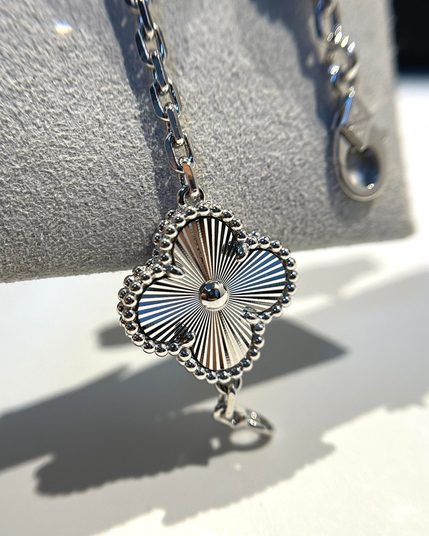 [Riva Schmuck]ARMBAND GLÜCKKLEE 5-MOTIVE - LASER KOLLEKTION