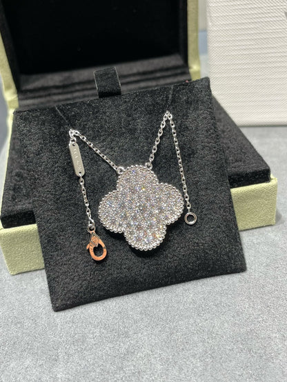 [Riva Jewelry ]CLOVER 25MM LARGE PENDANT DIAMOND PAVED SILVER NECKLACE