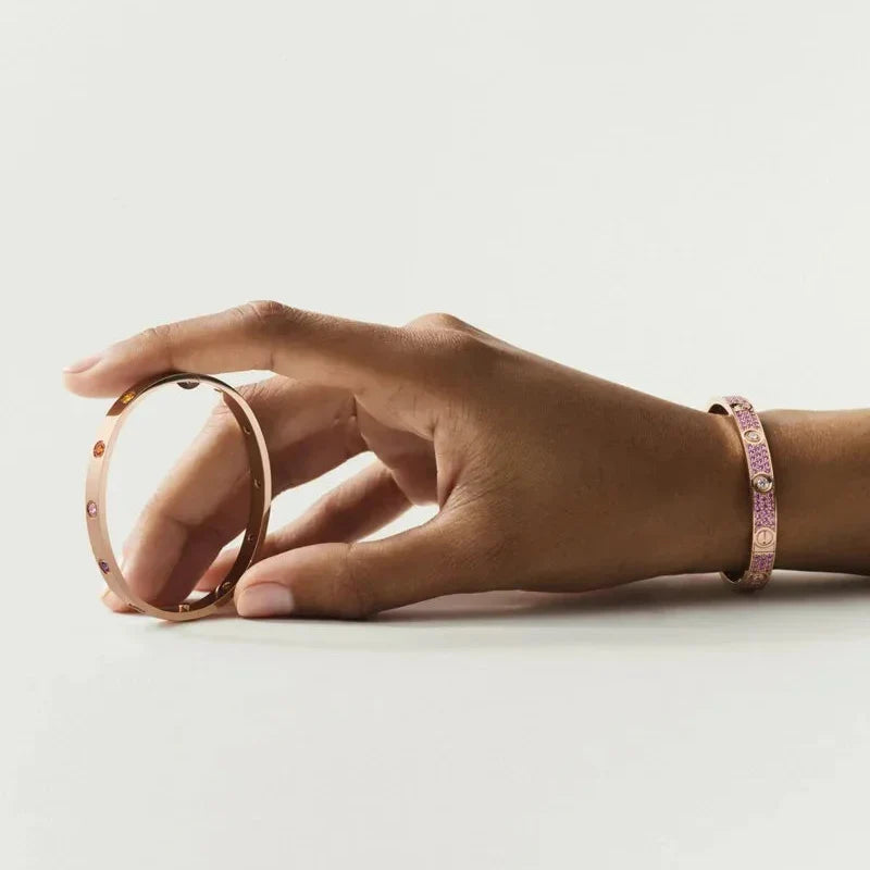 [Riva Jewelry] クラシック 6.1MM ラブブレスレット 10ダイヤモンド マルチカラー