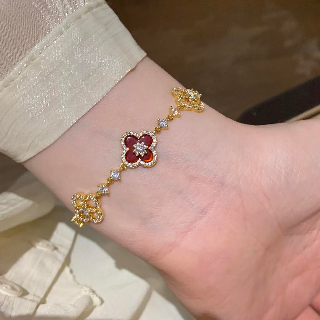 [Riva Jewelry ]CLOVER 5 MOTIF PINK BLUE RED WHITE BRACELET