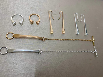 [Riva Jewelry]THE CONE RIVET RING IS OPEN AND ONE SIZE FITS ALL
