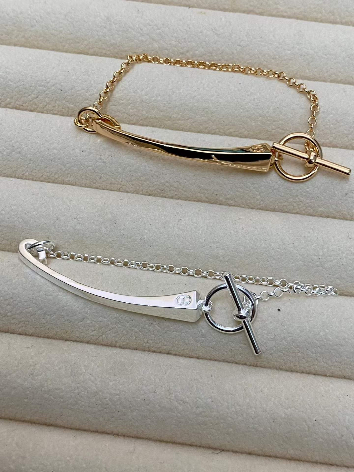 [Riva Jewelry]CLOU DE FORGE BRACELET WITH SQUARE CONE STUDS