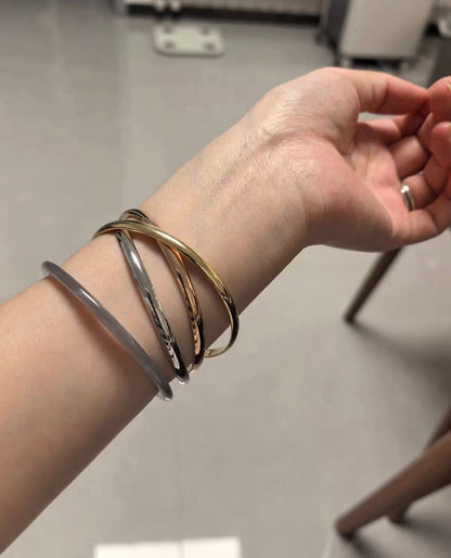 [Riva]TRINITY COLLECTION CLASSIC THREE-COLOUR GOLD TRIPLE BAND BANGLE