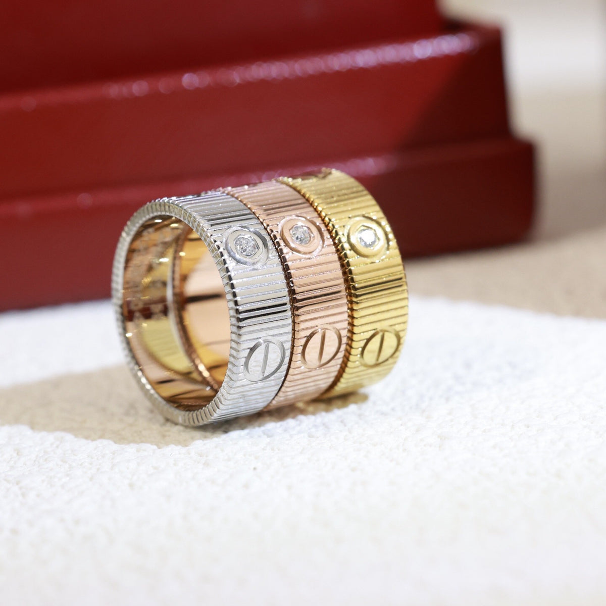 [Riva Jewelry]LOVE 6.5MM UNLIMITED 3 DIAMONDS RING