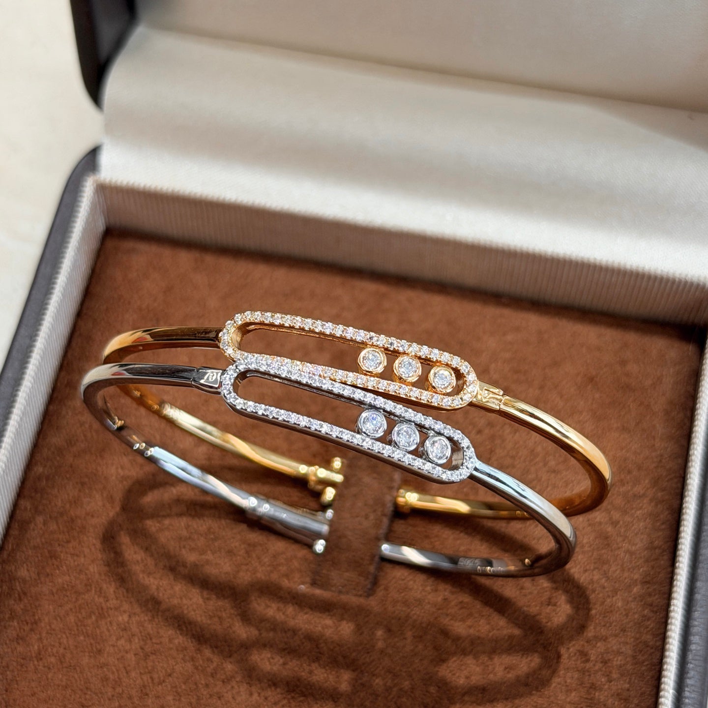 [Riva Jewelry]ムーブ パヴェ ダイヤモンド バングル ブレスレット M