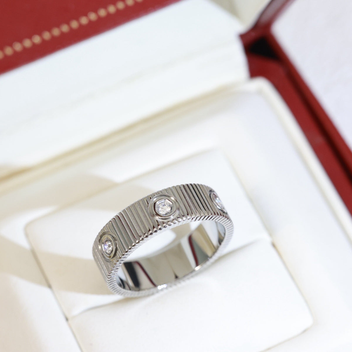 [Riva Jewelry]LOVE 6.5MM UNLIMITED 6 DIAMONDS RING