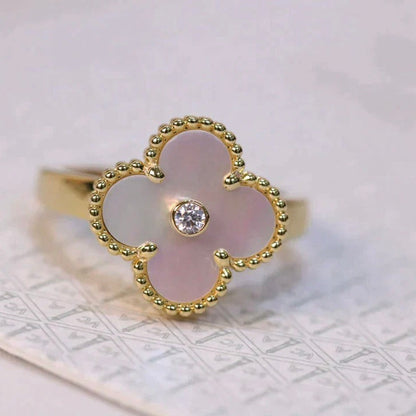 [Riva Jewelry ]CLOVER PINK MOP RING GOLD DIAMOND