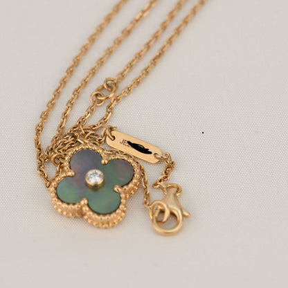[Riva Jewelry ]CLOVER 15MM DIAMOND AND MOTHER-OF-GREY NECKLACE