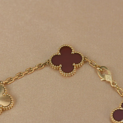 [Riva Jewelry]LUCKY CLOVER 5-MOTIV ARMBAND - RED CARNELIAN KOLLEKTION