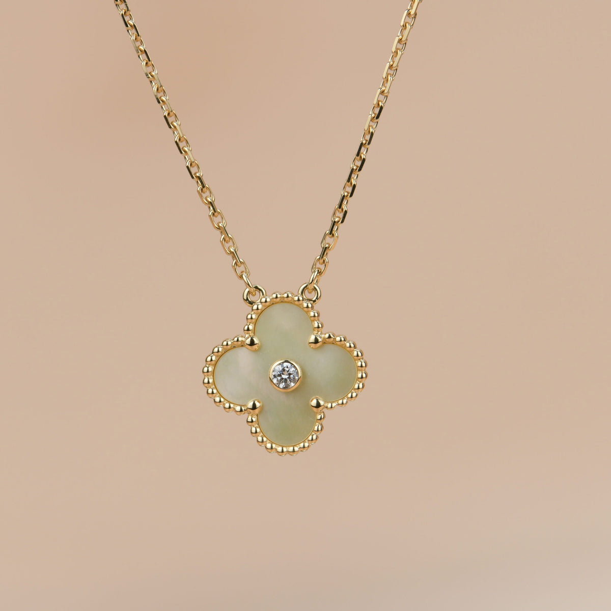 [Riva Jewelry ]CLOVER 15MM DIAMOND GOLD MOTHER OF PEARL NECKLACE