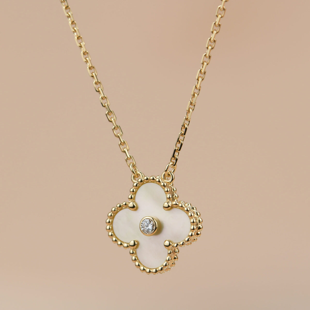 [Riva Jewelry ]CLOVER 15MM DIAMOND GOLD MOTHER OF PEARL NECKLACE