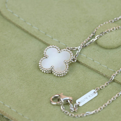 [Riva Jewelry ]CLOVER  15MM WHITE MOTHER-OF-PEARL SILVER