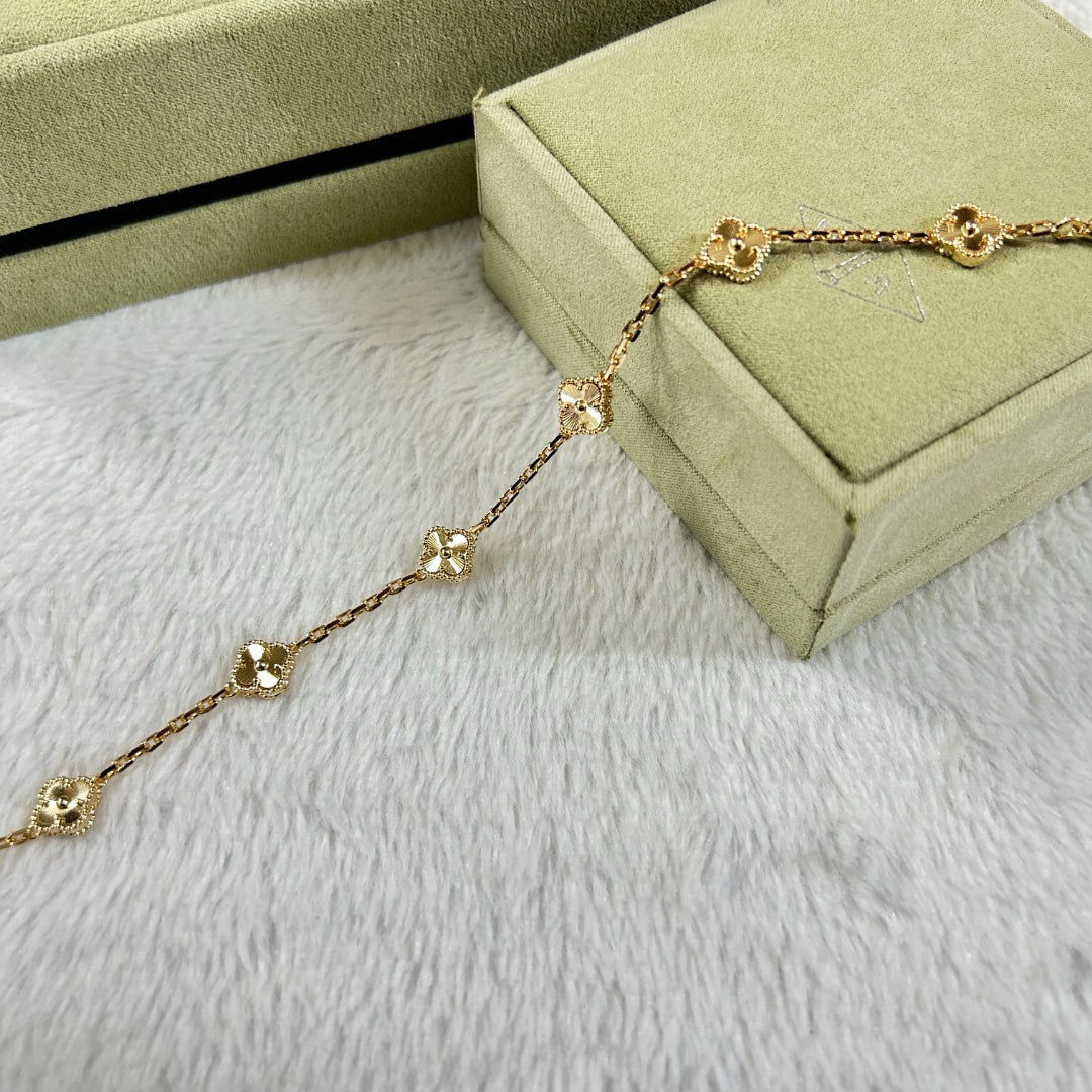 [Riva Jewelry ]CLOVER 6 MOTIF DIAMOND BRACELET