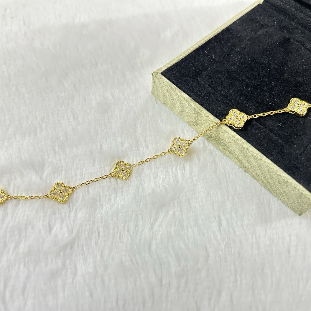 [Riva Jewelry ]CLOVER 6 MOTIF DIAMOND BRACELET