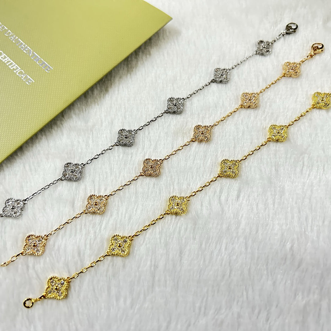 [Riva Jewelry ]CLOVER 6 MOTIF DIAMOND BRACELET
