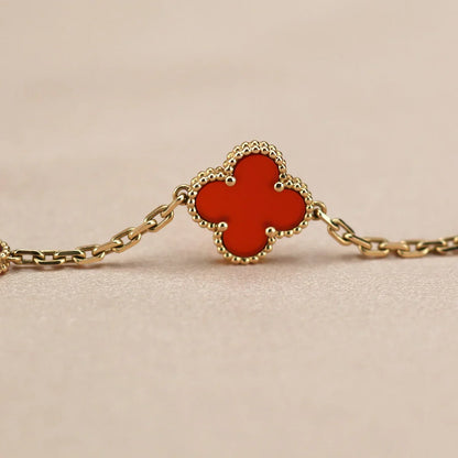[Riva Jewelry]LUCKY CLOVER 5-MOTIV ARMBAND - RED CARNELIAN KOLLEKTION