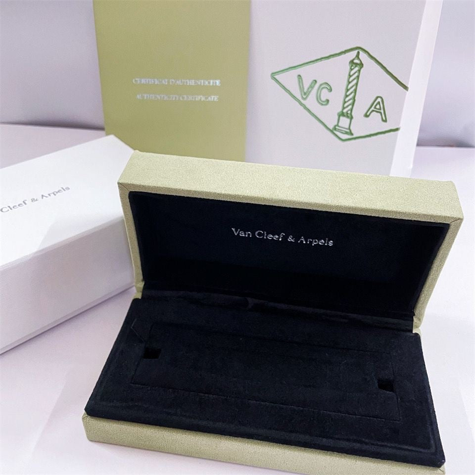 [Riva Jewelry]CLOVERブランドジュエリーボックス