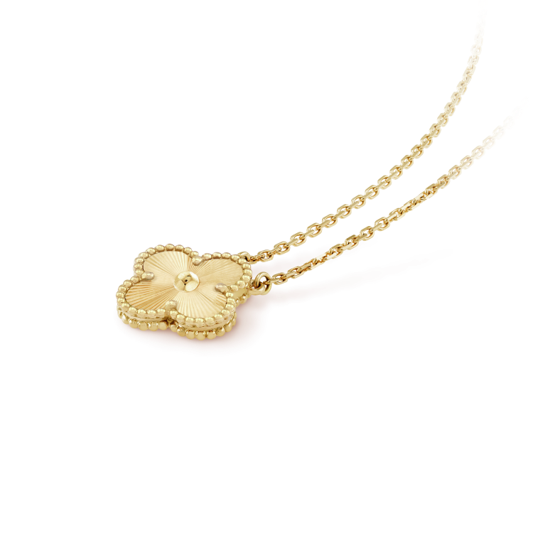 [Riva Jewelry ]CLOVER 15MM LASER NECKLACE