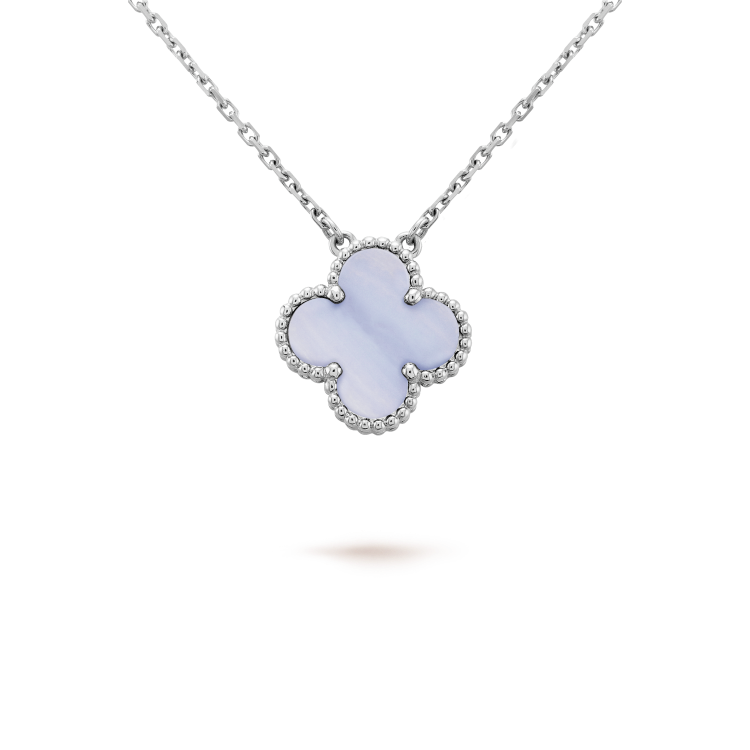 [Riva Jewelry ]CLOVER 15MM BLUE CHALCEDONY NECKLACE SILVER